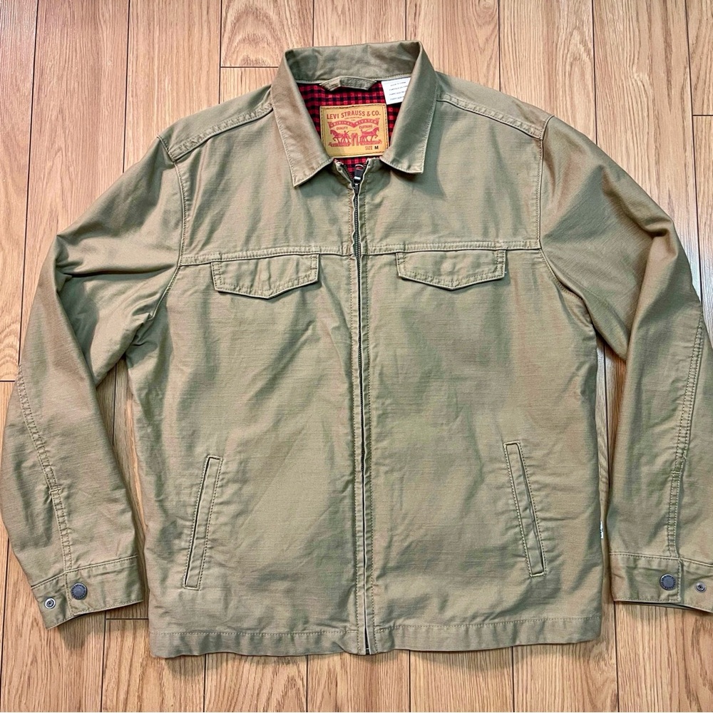 🔥 LEVI’S Khaki Jacket